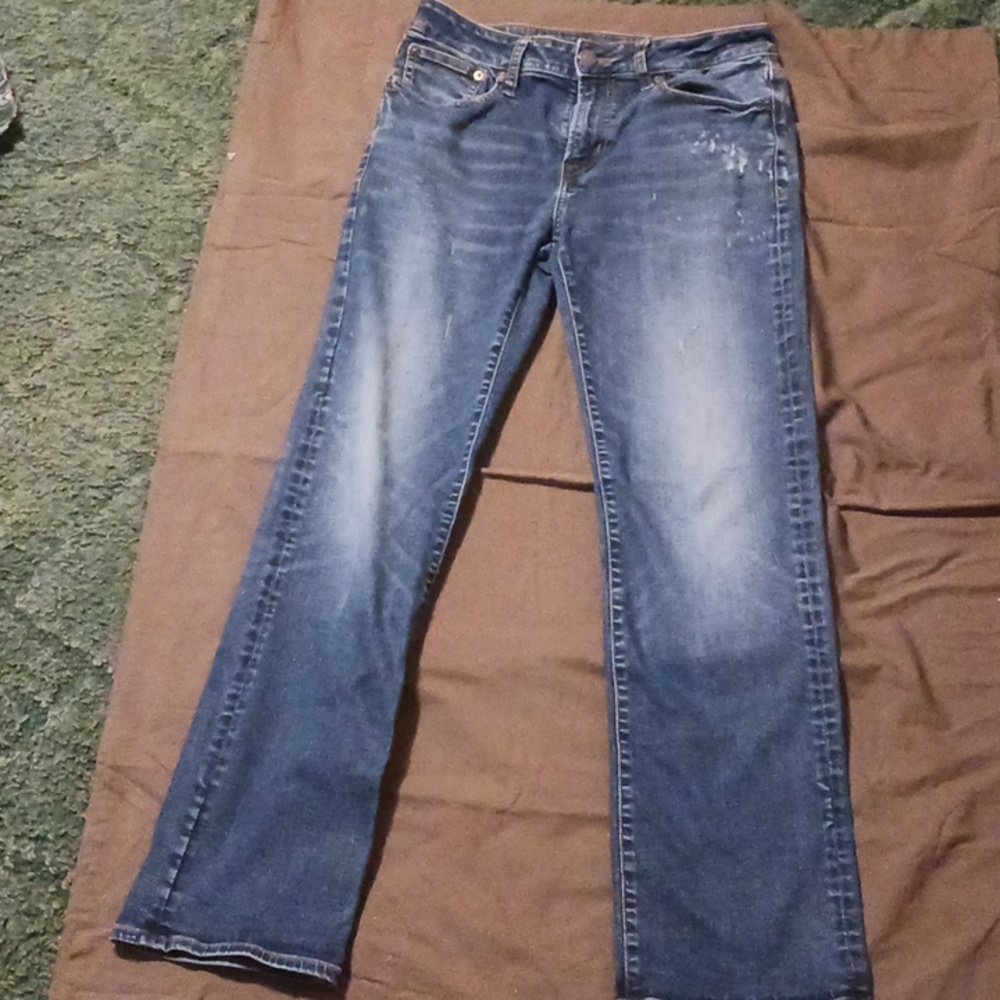 men's American Eagle jeans.